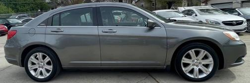 2012 Chrysler 200 Touring