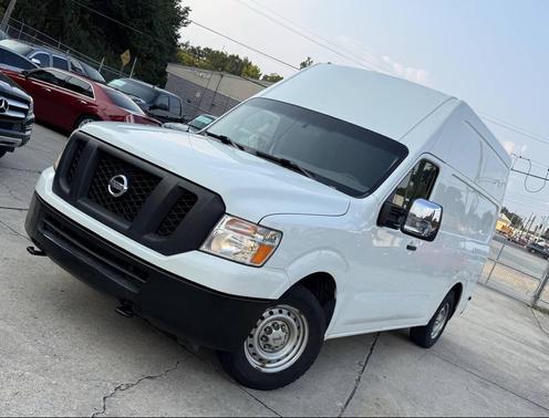 2014 Nissan NV Cargo NV2500 HD SV V8