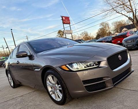 2017 Jaguar XE 25t Premium