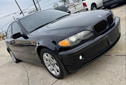 2003 BMW 325 325i 4dr Sedan