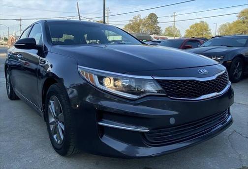 2017 Kia Optima LX Turbo