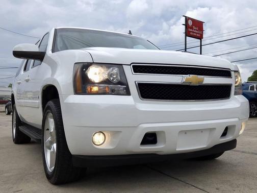Summit White 2008 Chevrolet Suburban 1500 LT
