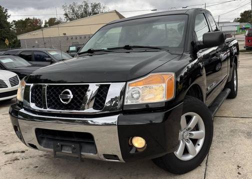 2012 Nissan Titan SV