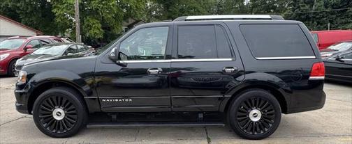 2015 Lincoln Navigator Base