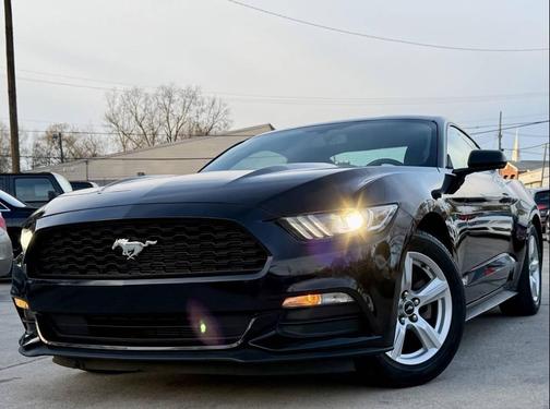 2017 Ford Mustang V6
