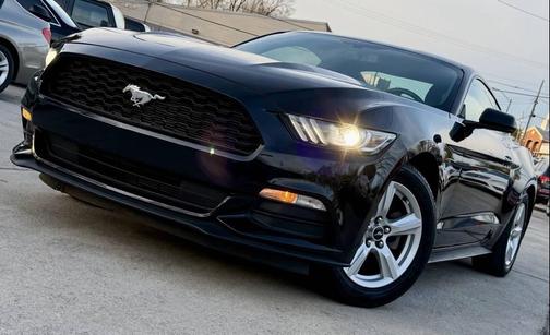 2017 Ford Mustang V6