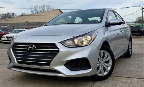 2020 Hyundai Accent SE
