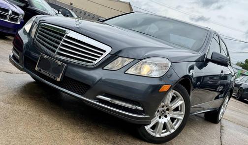 Gray 2012 Mercedes-Benz E-Class 4MATIC