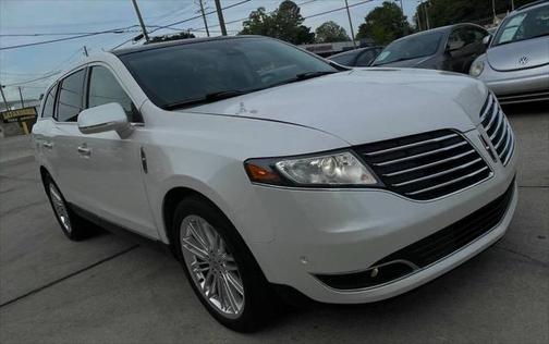 2019 Lincoln MKT Reserve