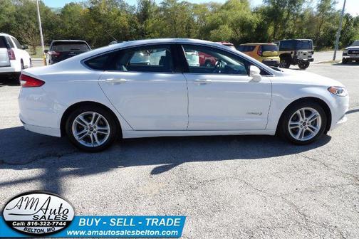 2018 Ford Fusion Hybrid SE