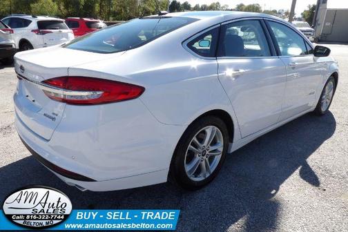 2018 Ford Fusion Hybrid SE