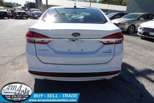 2018 Ford Fusion Hybrid SE