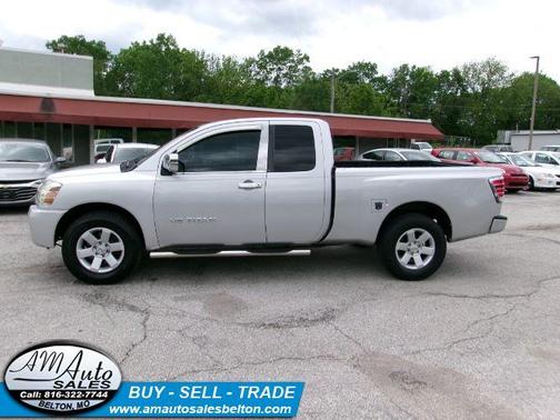 Radiant Silver Metallic 2010 Nissan Titan XE
