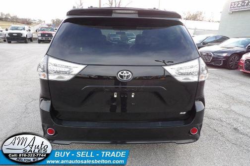 2012 Toyota Sienna SE