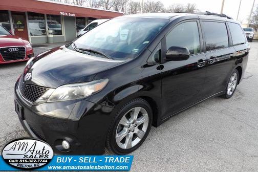 2012 Toyota Sienna SE