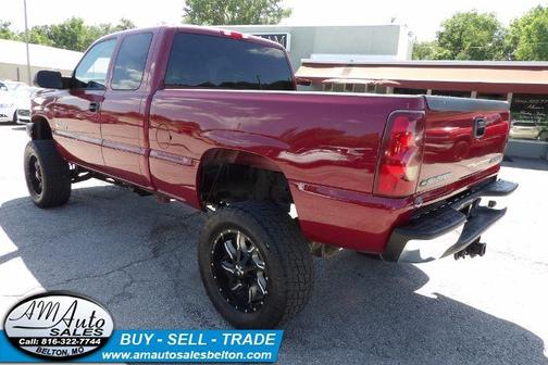2004 Chevrolet Silverado 2500 LS H/D Extended Cab