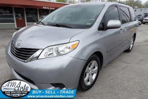 2012 Toyota Sienna LE