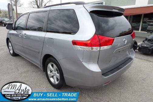 2012 Toyota Sienna LE