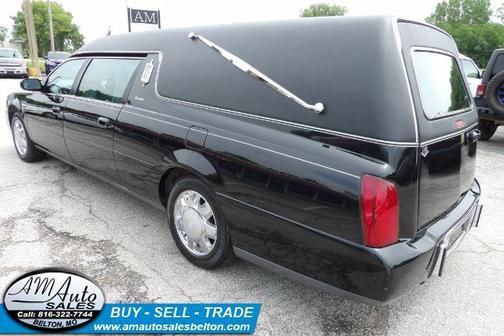 2002 Cadillac DeVille Base