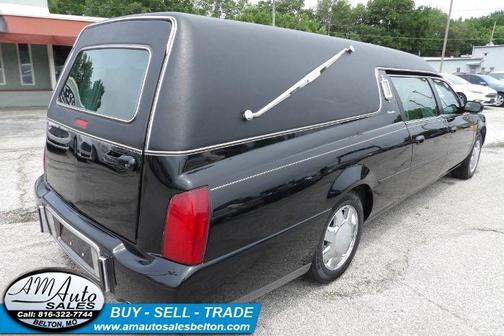 2002 Cadillac DeVille Base