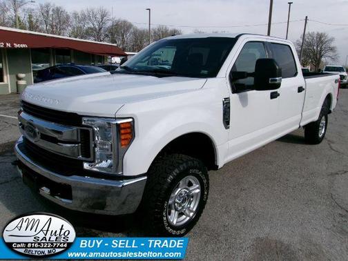 Oxford White 2017 Ford F-250 XLT Truck