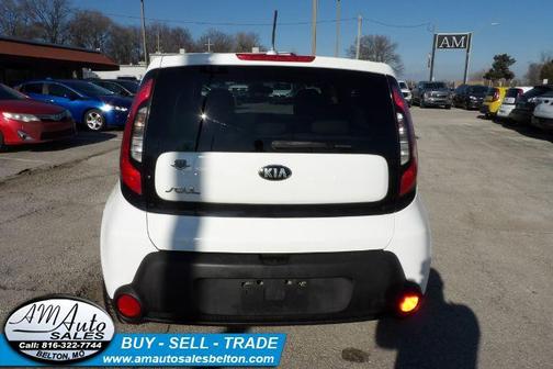 2016 Kia Soul Base
