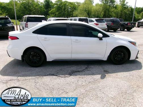 White / Black 2022 Toyota Corolla SE