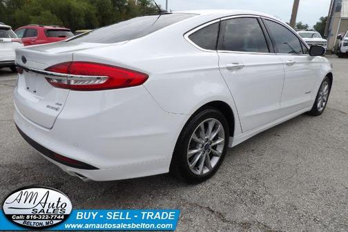 2017 Ford Fusion Hybrid SE