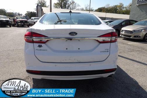 2017 Ford Fusion Hybrid SE