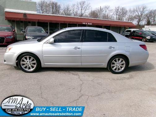 2010 Toyota Avalon XL