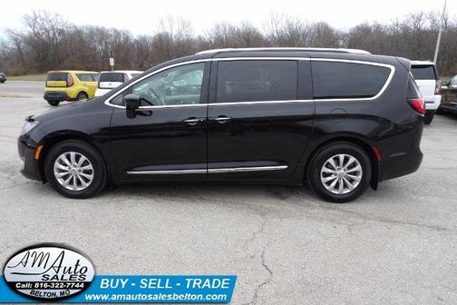 2018 Chrysler Pacifica Touring-L