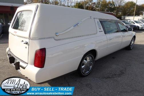 2004 Cadillac DeVille 