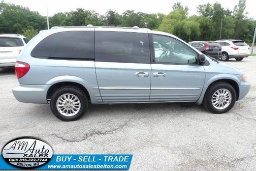 2004 Chrysler Town & Country Limited