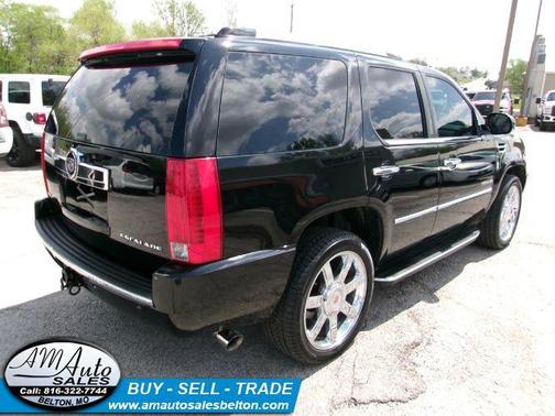 2011 Cadillac Escalade Luxury