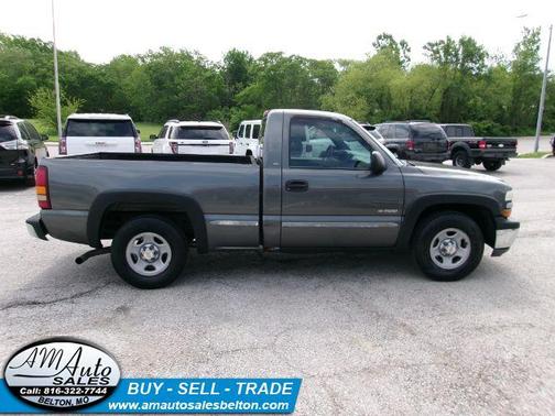 Medium Charcoal Gray Metallic 2002 Chevrolet Silverado 1500