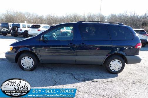 2001 Toyota Sienna LE