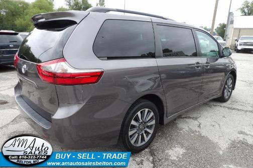 2020 Toyota Sienna LE