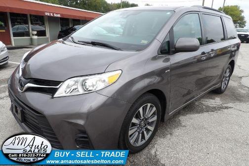 2020 Toyota Sienna LE