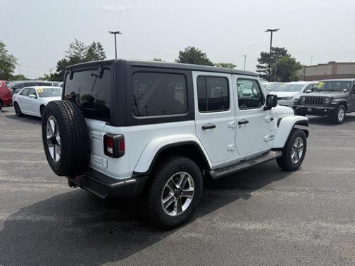 2021 Jeep Wrangler Unlimited Sahara