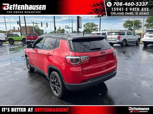 Redline Pearlcoat 2023 Jeep Compass Latitude