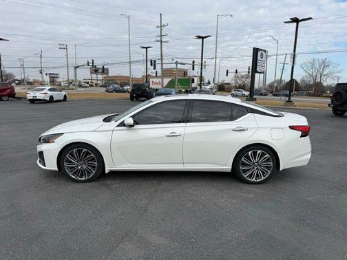 2023 Nissan Altima 2.5 SL