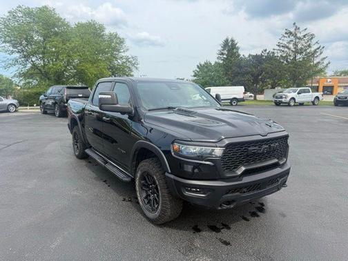 Diamond Black Crystal Pearlcoat 2025 RAM 1500 Rebel