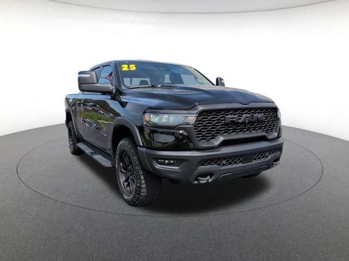 Diamond Black Crystal Pearlcoat 2025 RAM 1500 Rebel