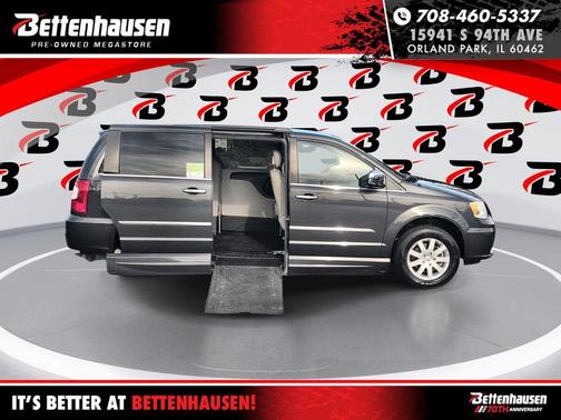 2012 Chrysler Town & Country Touring-L