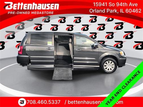 2012 Chrysler Town & Country Touring-L