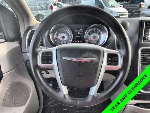 2012 Chrysler Town & Country Touring-L