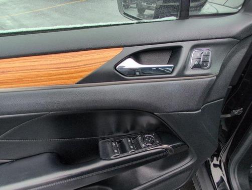 2016 Lincoln MKC Select