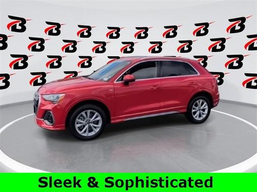 2022 Audi Q3 45 S line Premium