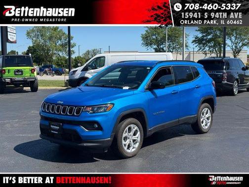 Hydro Blue Pearlcoat 2024 Jeep Compass Latitude