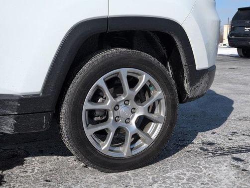 2024 Jeep Compass Latitude Lux